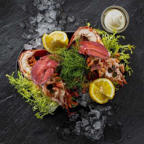 🦞 Hummerforret til 2 personer – Frisk luksus fra havet