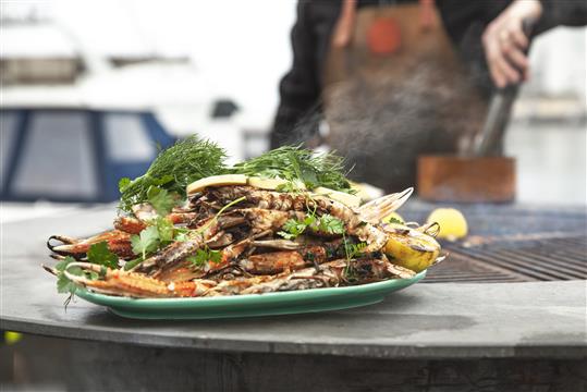 GRILLEDE JOMFRUHUMMERE